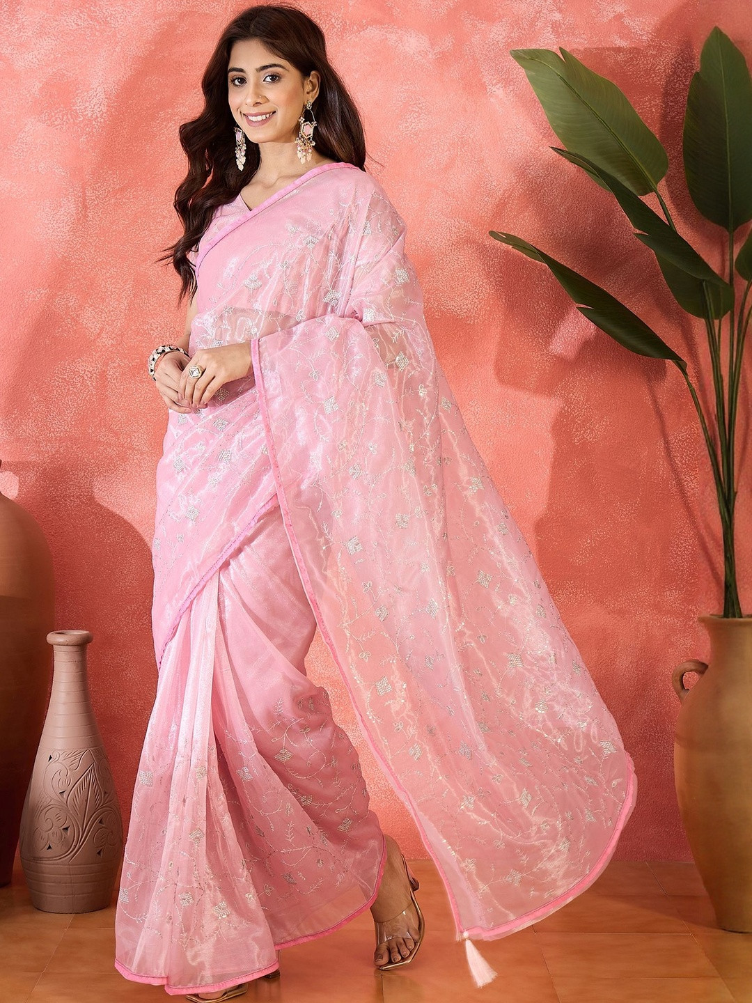 Suha Embellished Embroidered Net Saree With An Unstitched Blouse Piece