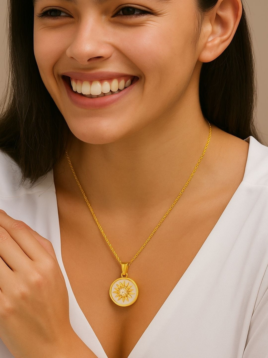 DressBerry Gold-Plated Sun Pendant & Chain