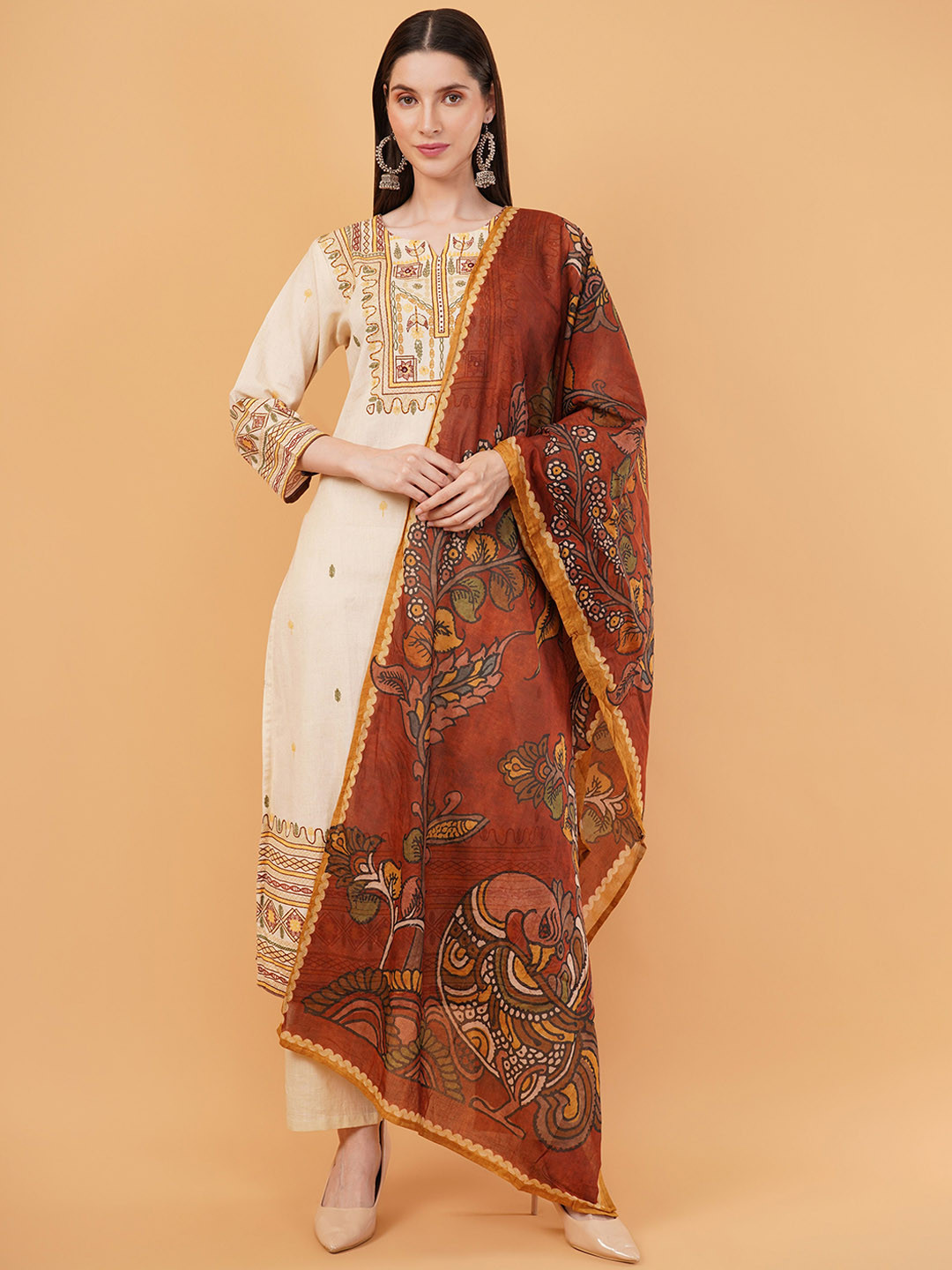 Purpple Infinity Women Embroidered Thread Work Pure Cotton Kurta with Trousers & Dupatta