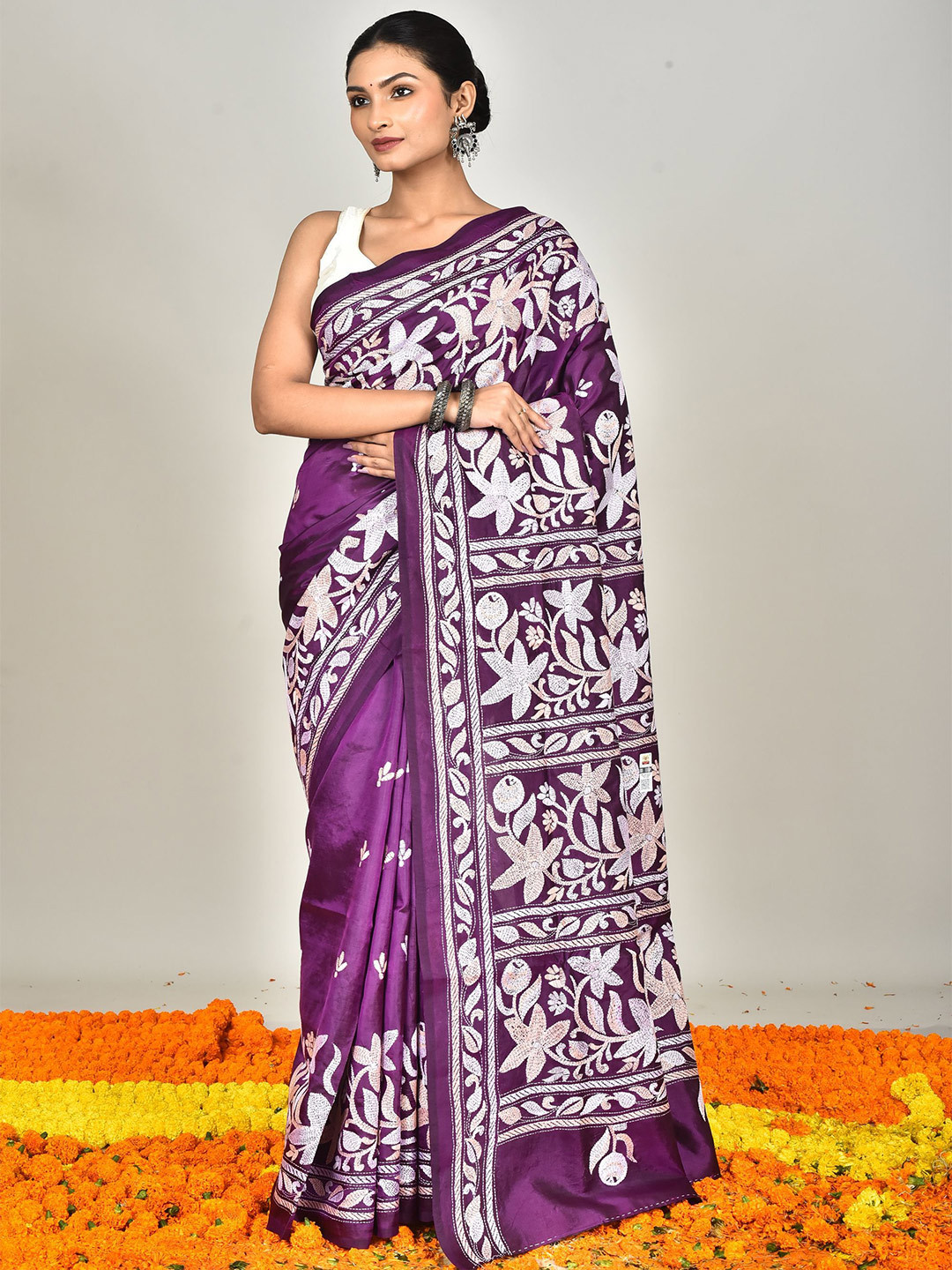RAM SHYAM collection Floral Embroidered Art Silk Handloom Saree