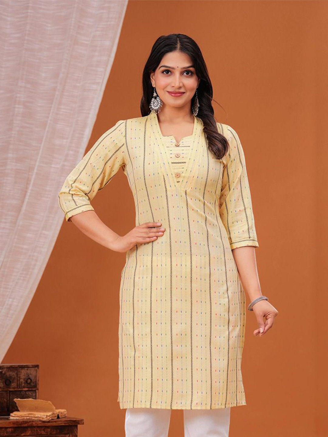 PakhiCreations Women Geometric Printed V-Neck Straight Cotton Kurta