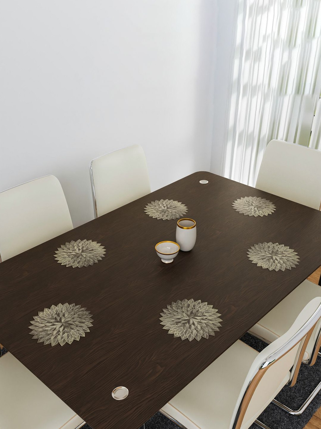 Aura Gold-Toned 2 Pieces Round Floral Leather Non-Slip Heat-Resistant Table Placemats