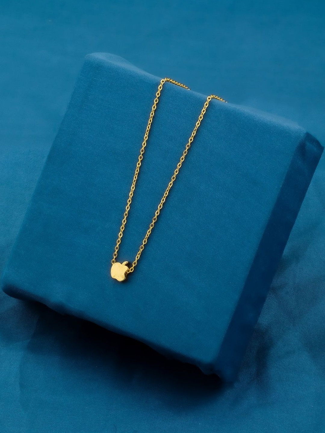 DressBerry Women Brass Chain