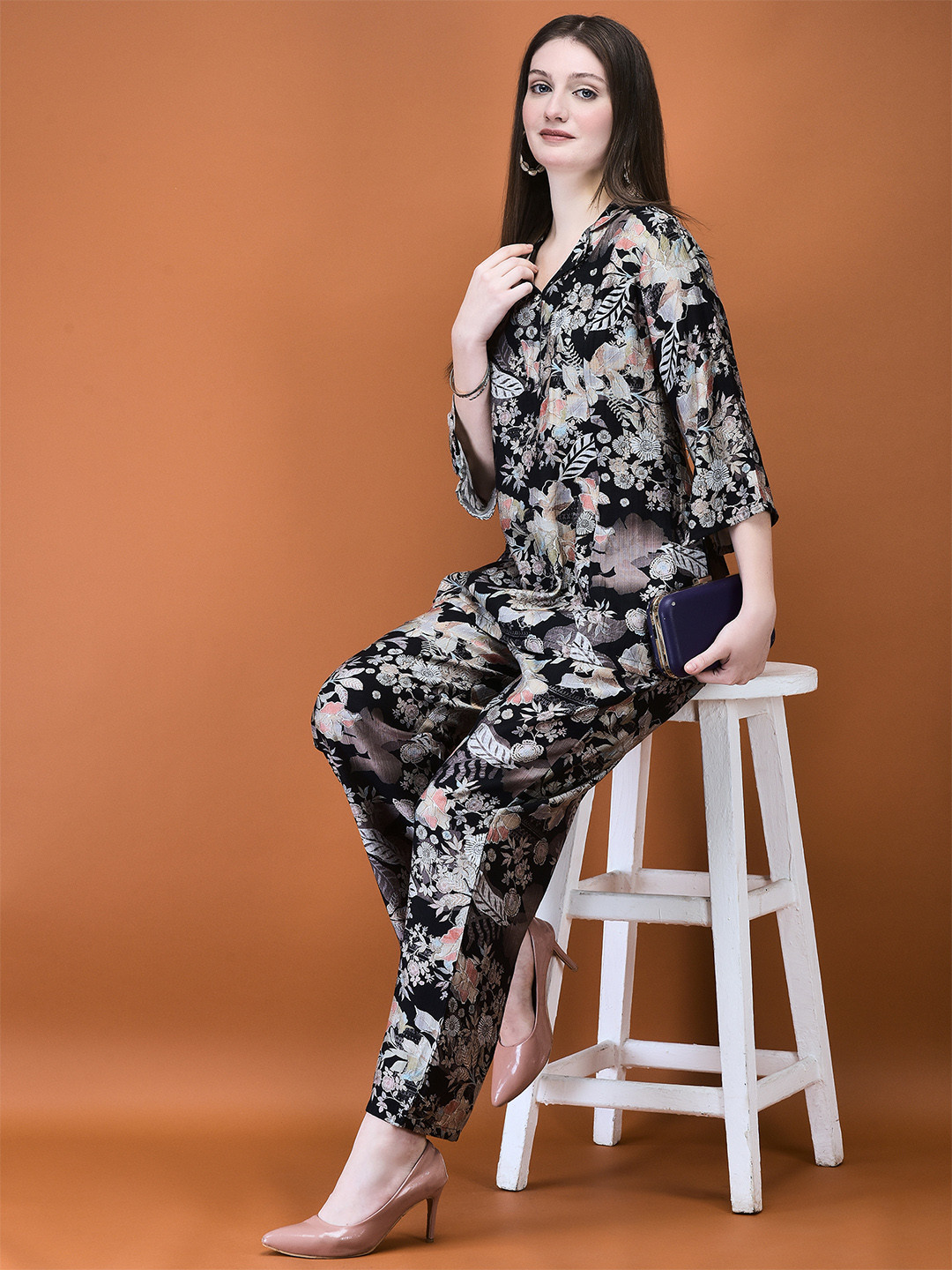 Shree Floral Printed V-Neck Shirt with Trousers
