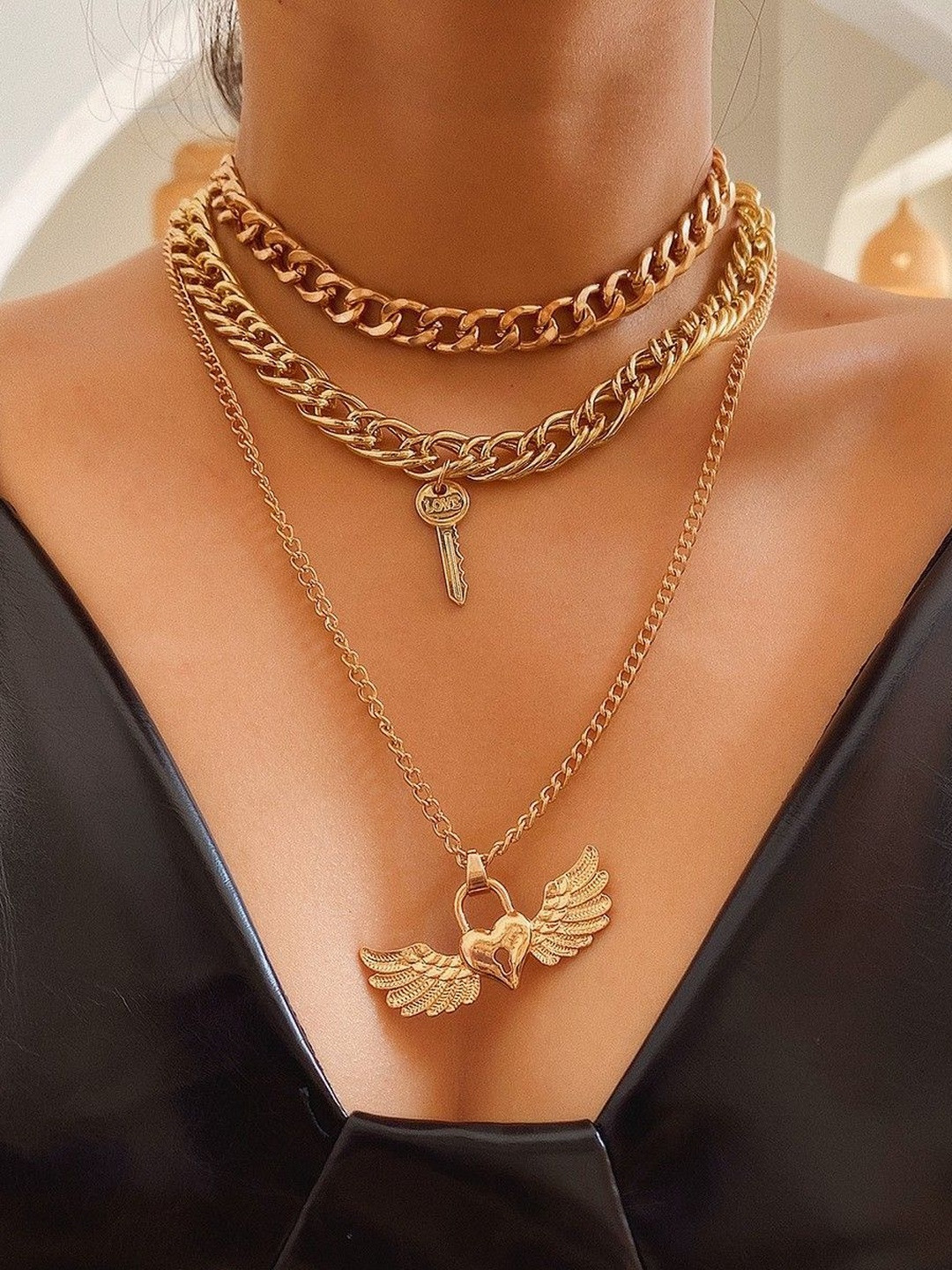 Arzonai Gold-Plated Three Layered Heart Lock-Shaped Wings Necklace