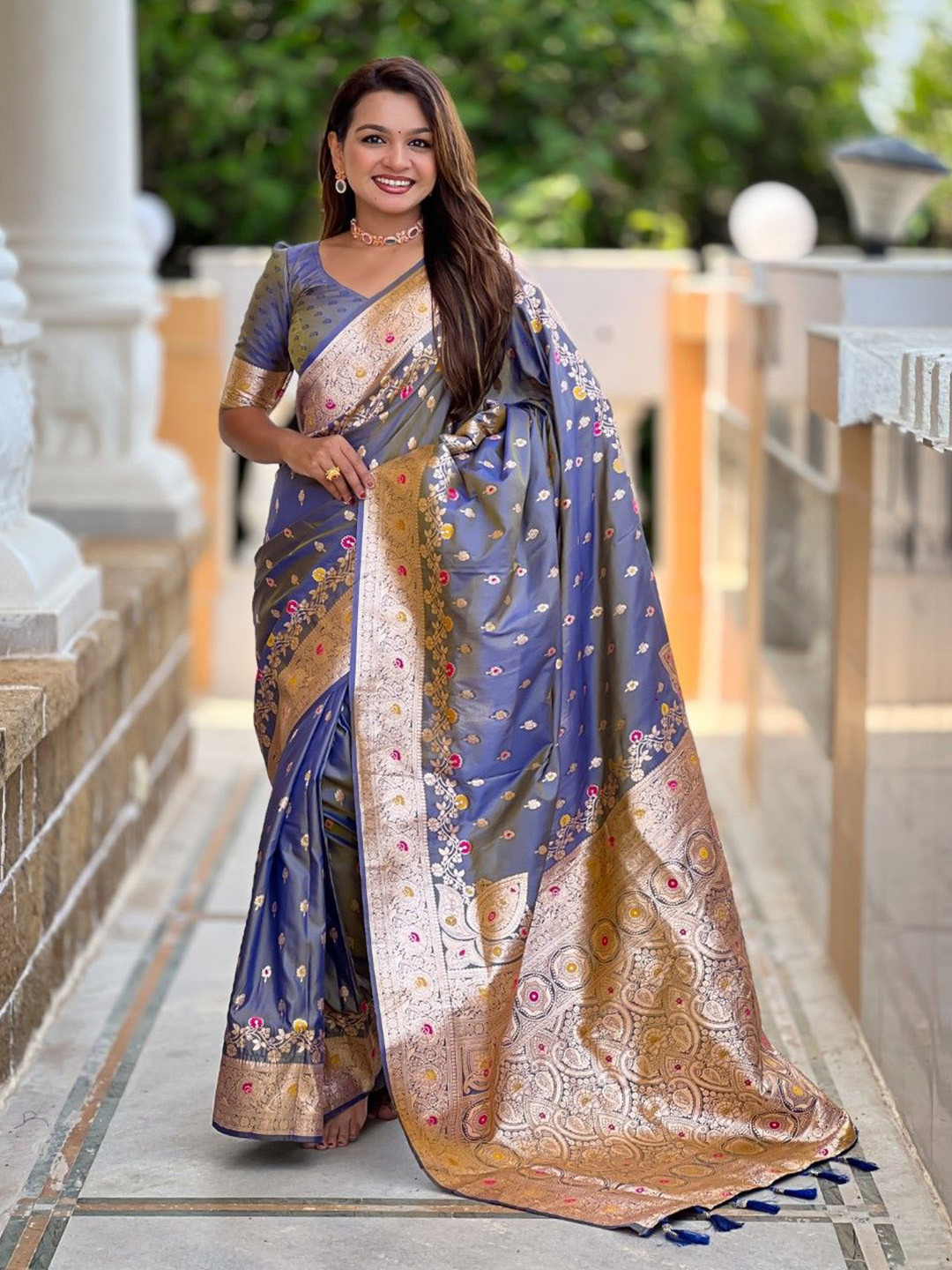 High Five Tex Woven Design Zari Art Silk Heavy Work Banarasi Saree