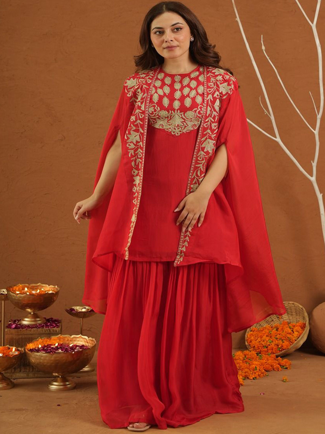 OneWe Meherbaan Women Ethnic Motifs Printed Zari Work Organza Kurta With Sharara