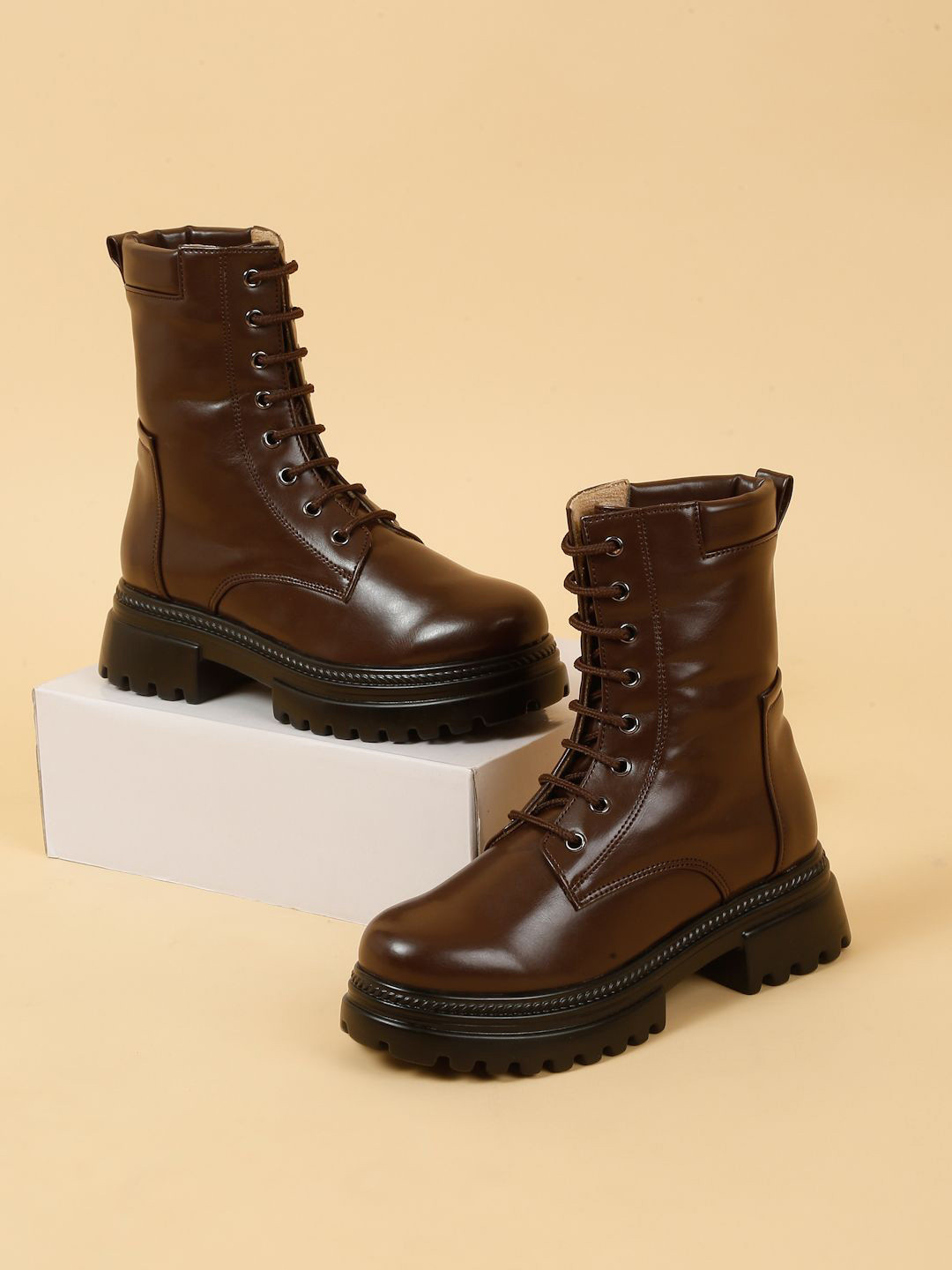 VALIOSAA Women Casual Platform-Heeled Chunky Boots