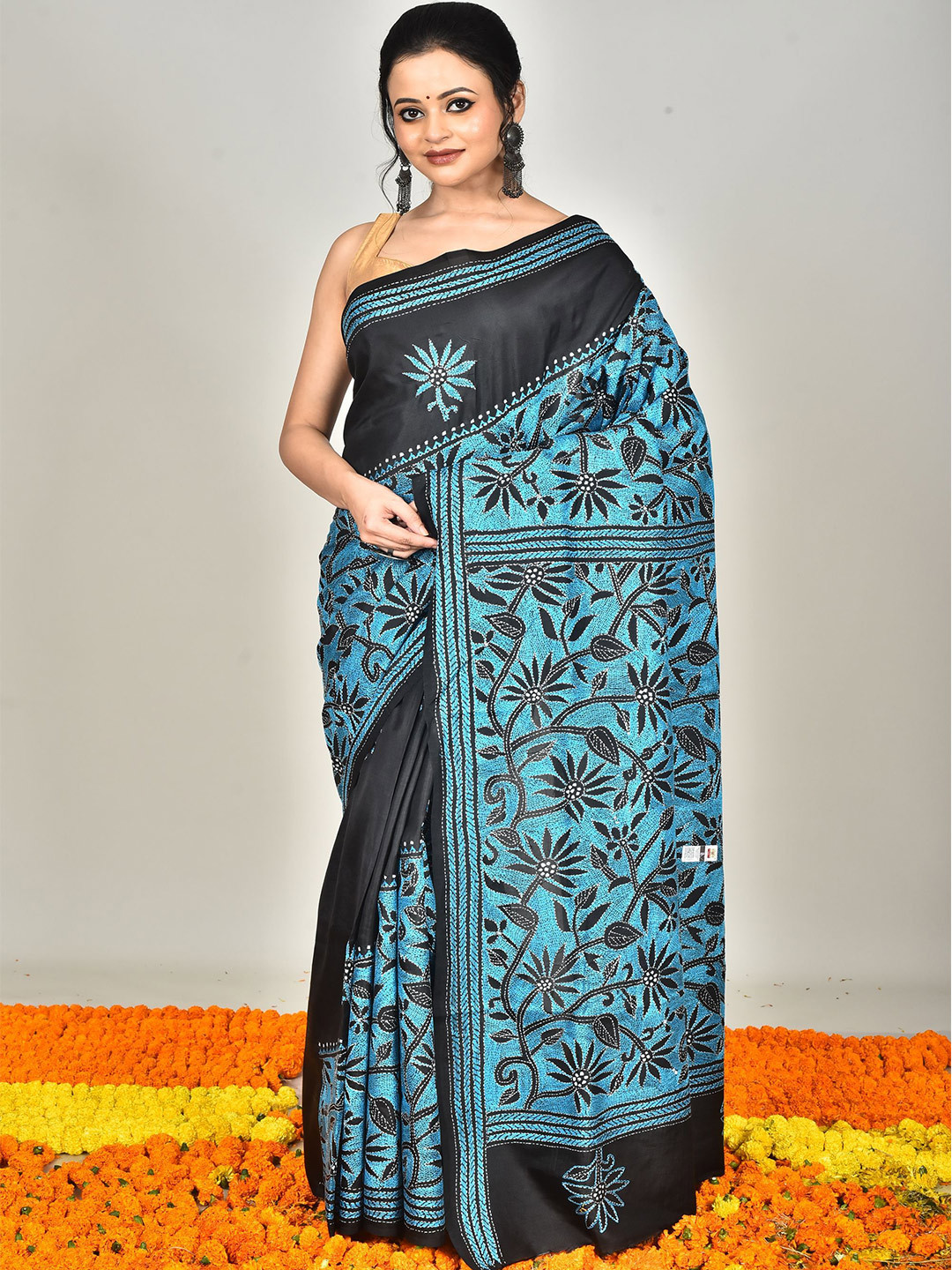 RAM SHYAM collection Embroidered Kantha Work Saree