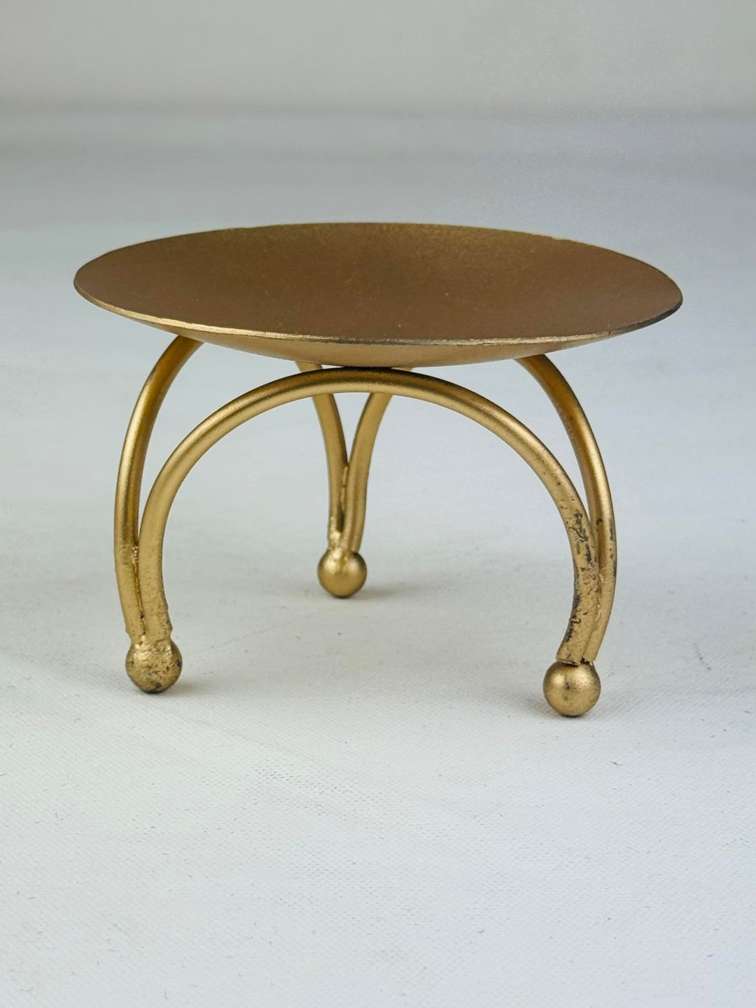 Go Hooked 3 Pcs Matte Gold Finish Metal Pedestal Diya Candle Stand