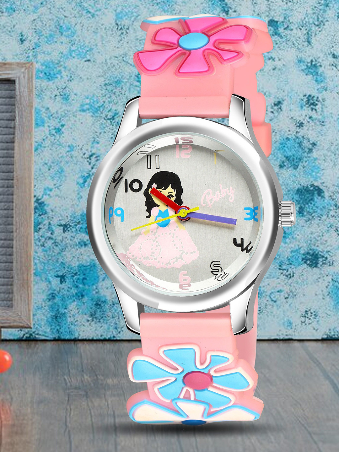 YOUNG MISSION Girls Printed Dial & Straps Analogue Watch BT 001 FPK