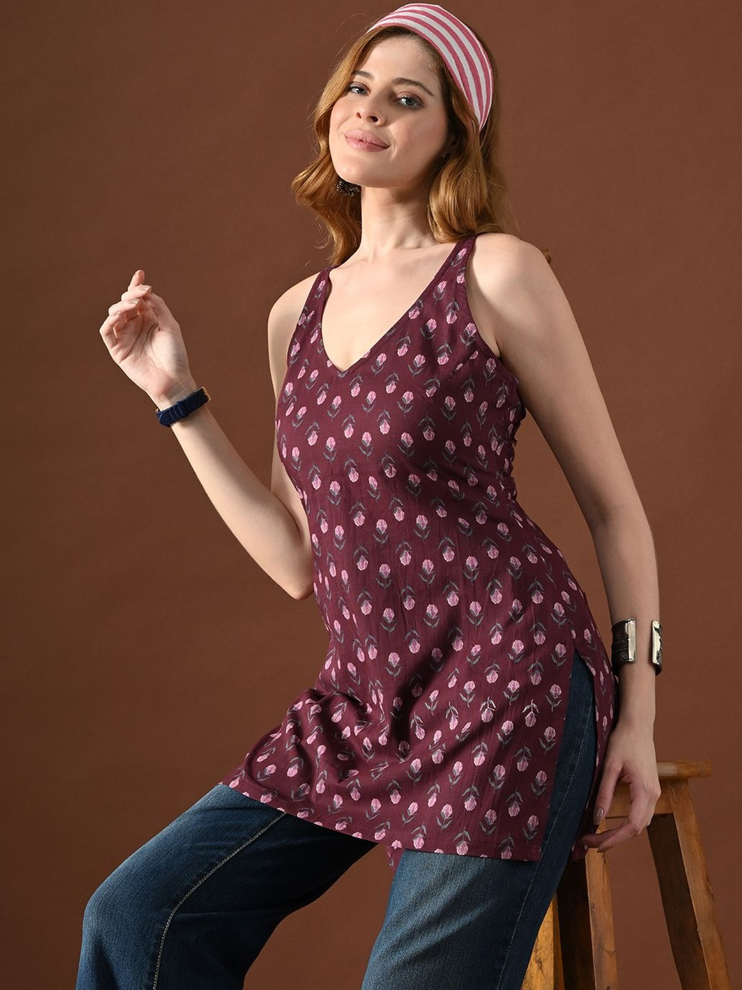 KALINI Women Floral Printed V-Neck Pure Cotton Kurti