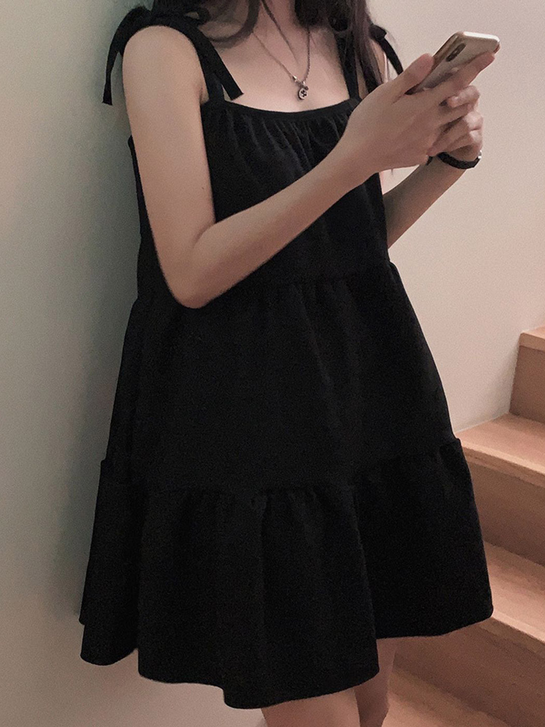 bebe Women Ruffled Tiered Shift Dress