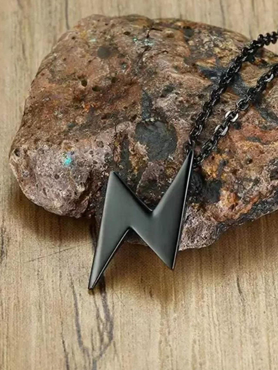 PASU FASHION Unisex Stainless Steel Bijli Qureky Shaped Pendant With Chain