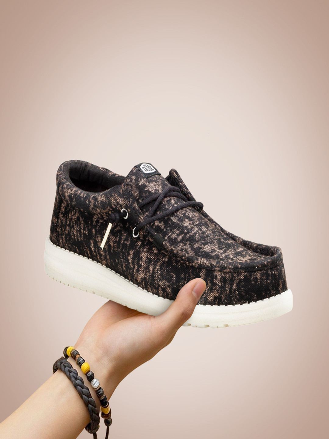 HEYDUDE Men Wally Surf Wash Woven Design Slip-on Stretch-Lace Loafers