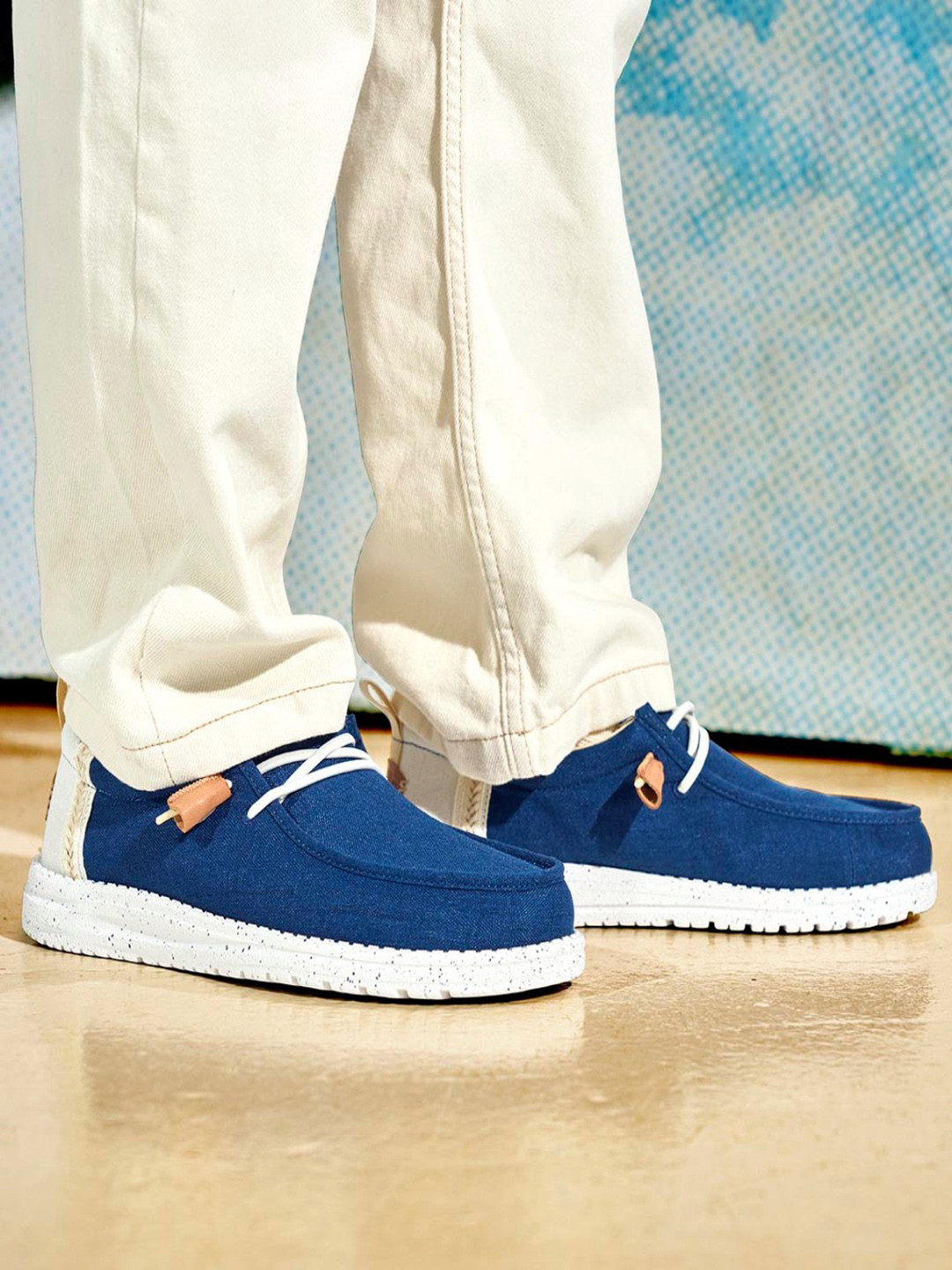 HEYDUDE Wally Craft Linen Men Woven Design Slip-On Sneakers