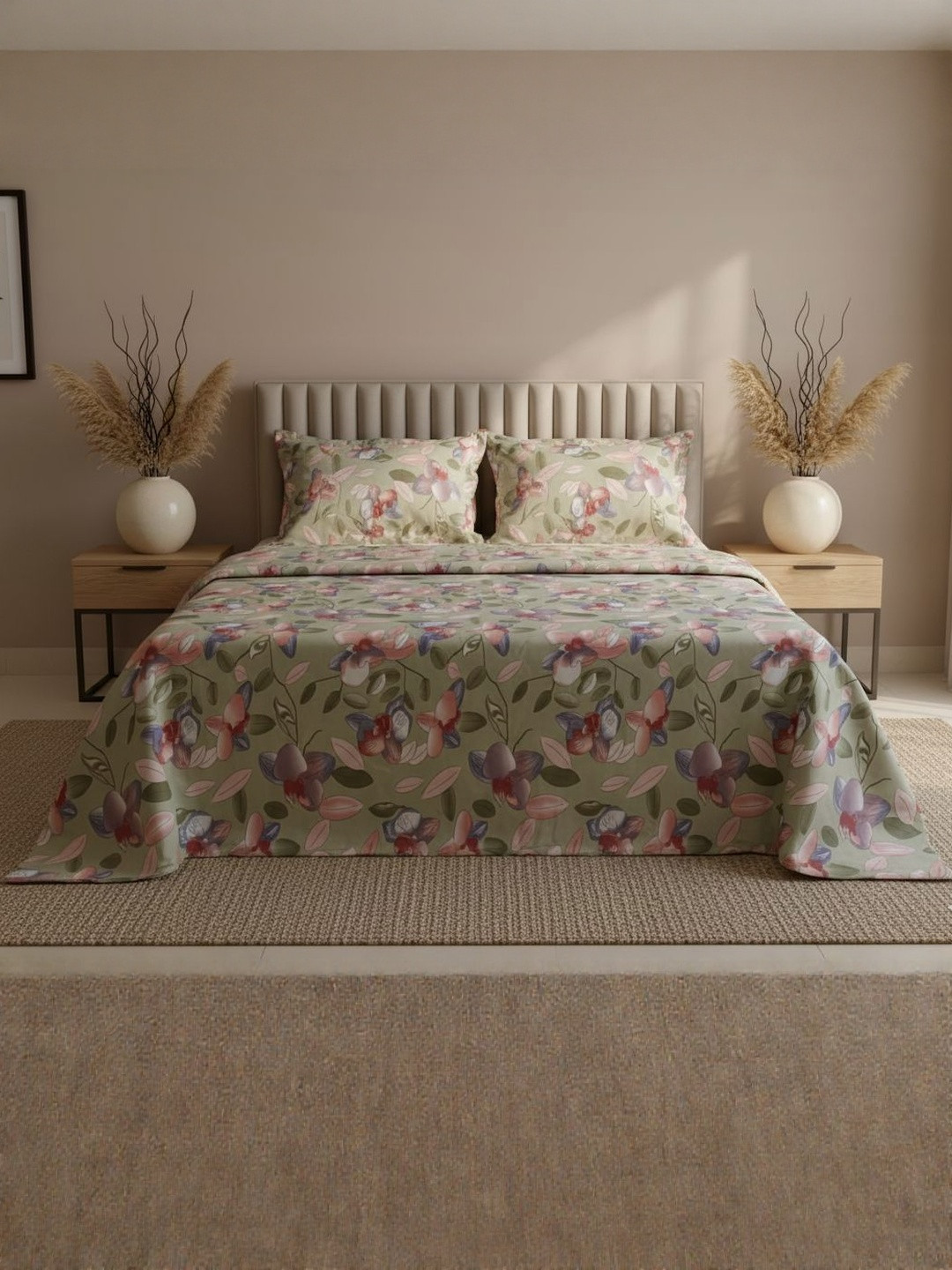 Signature Microfiber King Size Bedsheet with 2 Pillow Covers