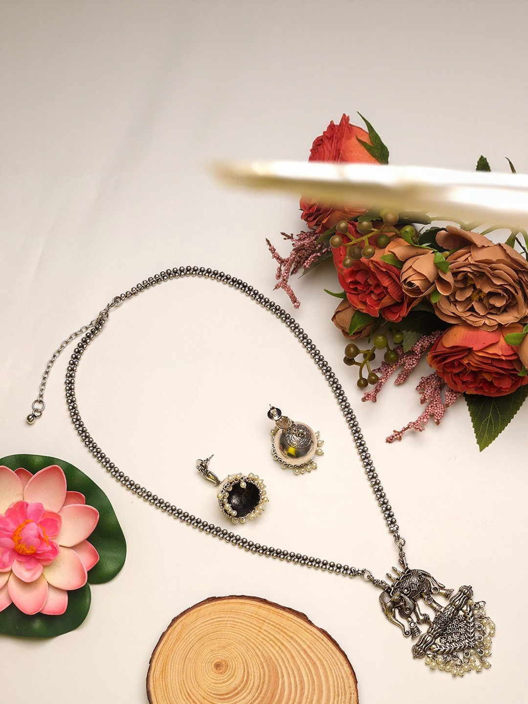 VEDAJ Women Oxidised Silver-plated Necklace And Earrings Jewellery Set