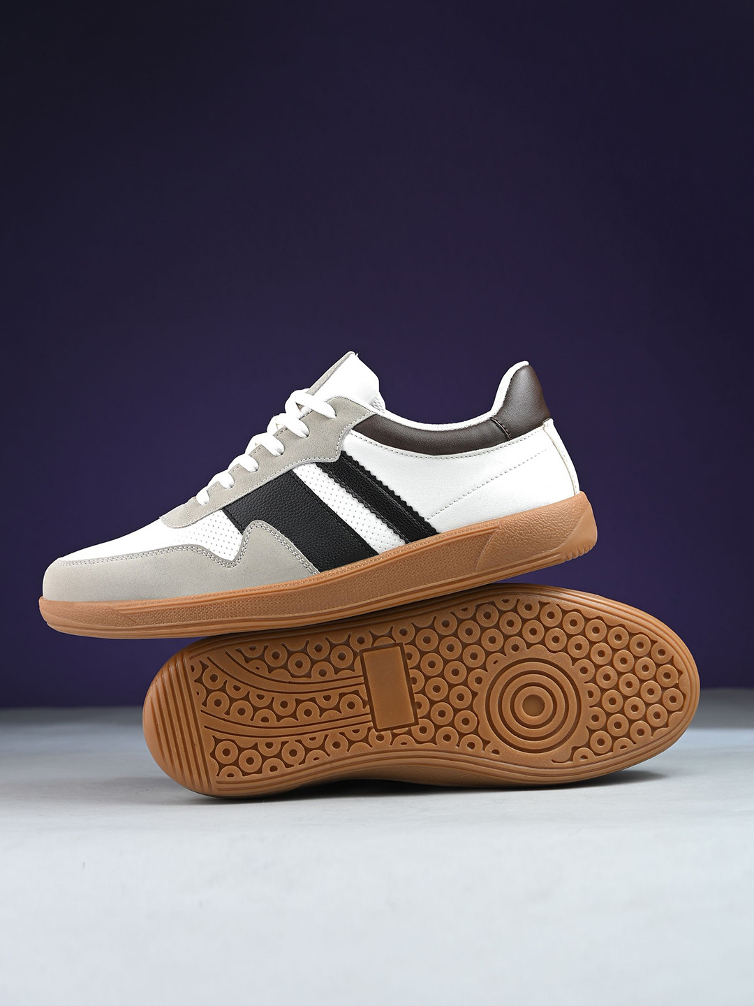 AfroJack Men Colourblocked Round Toe Lace Ups Sneakers