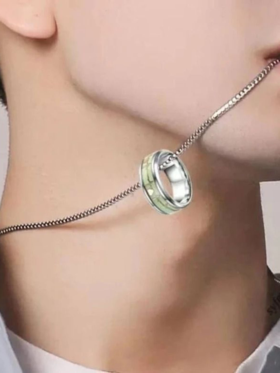 PASU FASHION Circular Ring Pendant with Chain