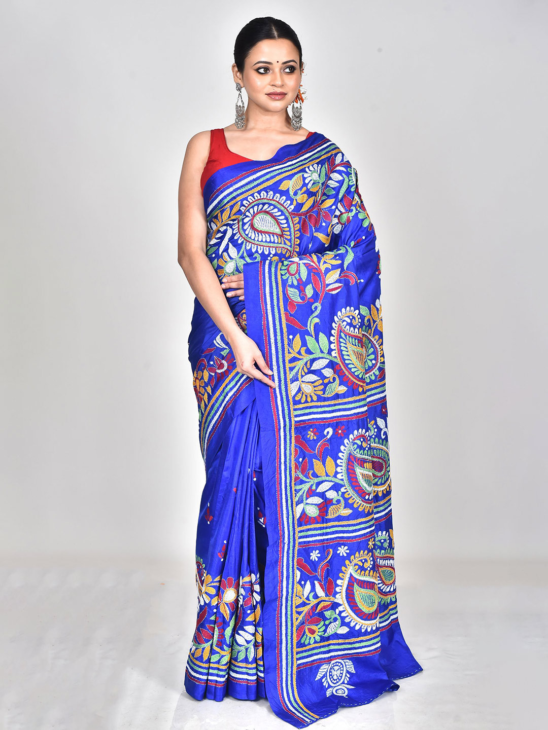 RAM SHYAM collection Ethnic Motifs Embroidered Handloom Saree