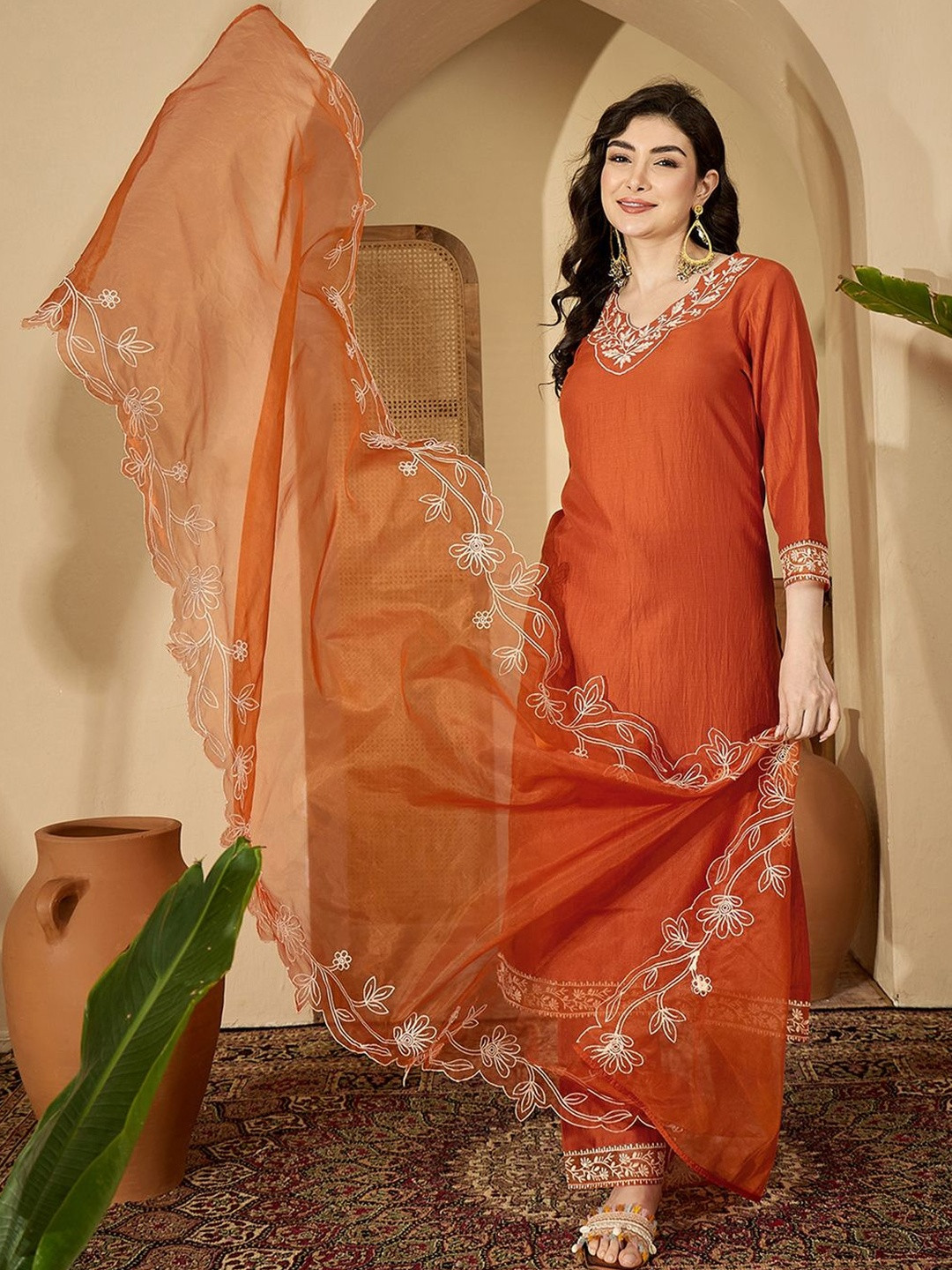 Sangria Women Floral Embroidered Regular Thread Work Kurta with Trousers & With Dupatta