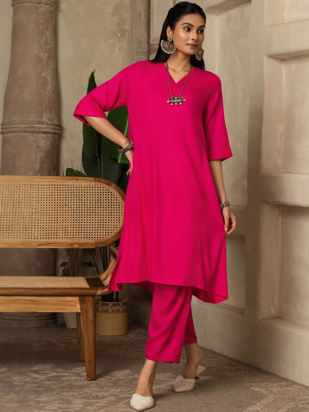 Sangria Women Regular Kurta with Trousers