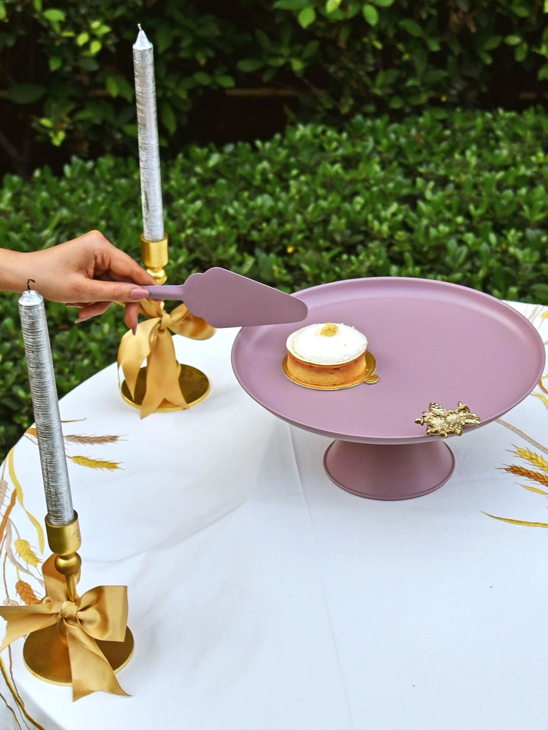 Living With Elan Mauve Metal Cake Stand With Server