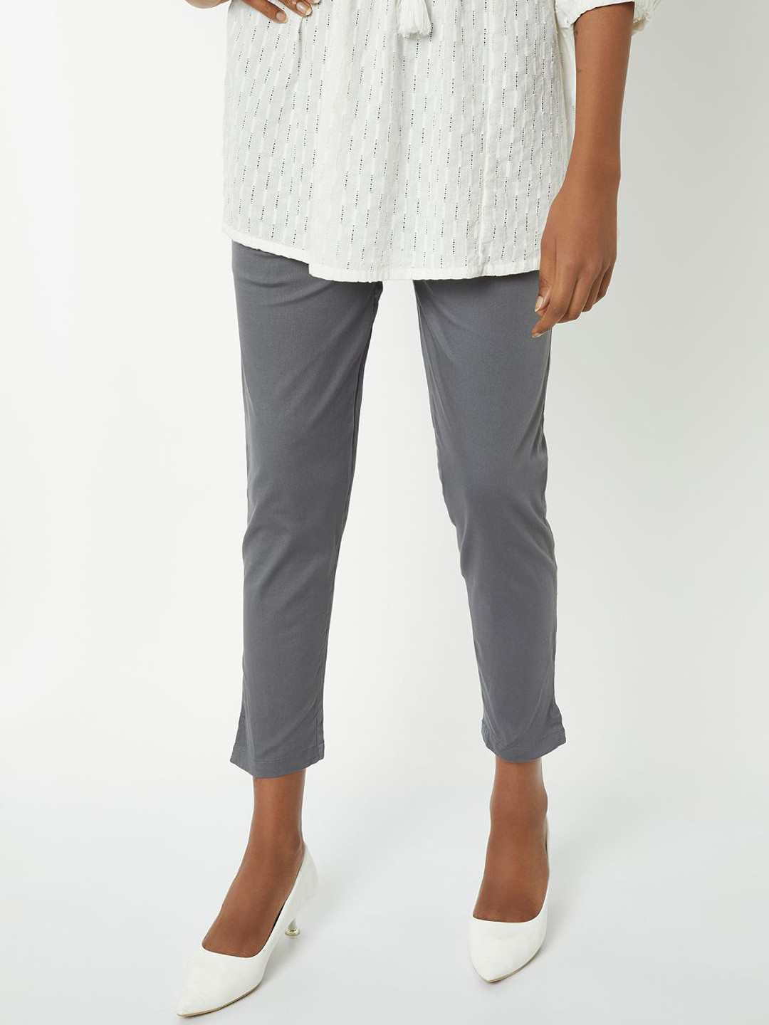 max Women Regular Fit Mid-Rise Cotton Chinos Cropped Trousers