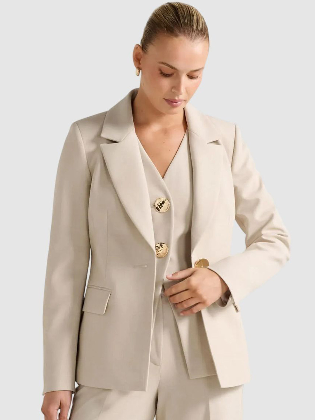 Forever New Tailored Fit Single Breasted Blazer