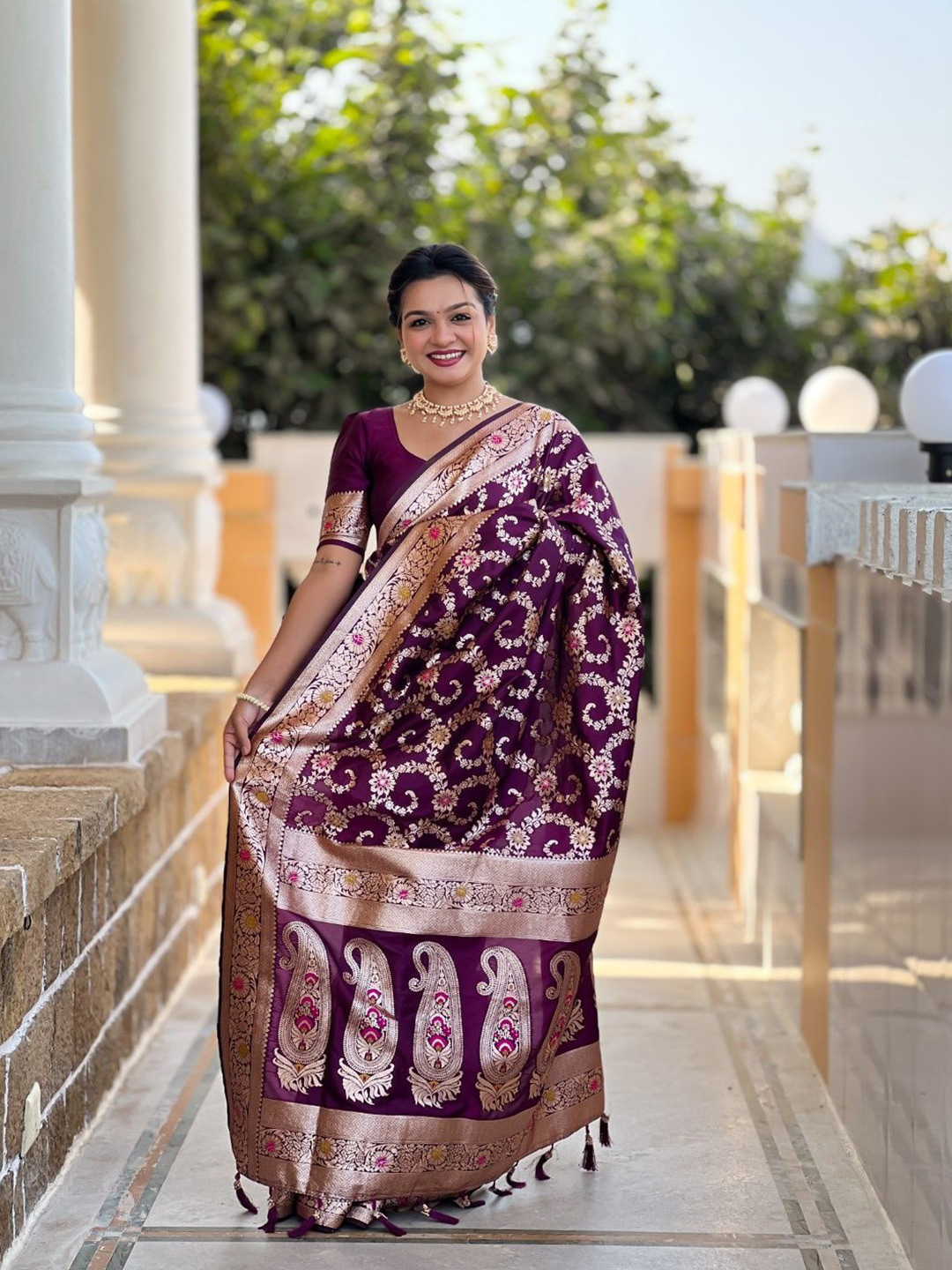 High Five Tex Ethnic Motifs Zari Heavy Work Banarasi Saree