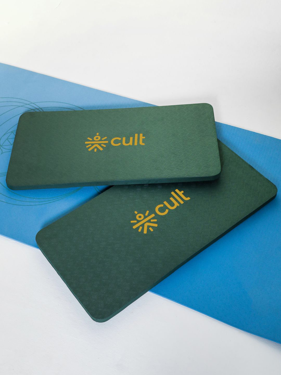 CULT Pack of 2 Green 20mm Yoga Knee Pads