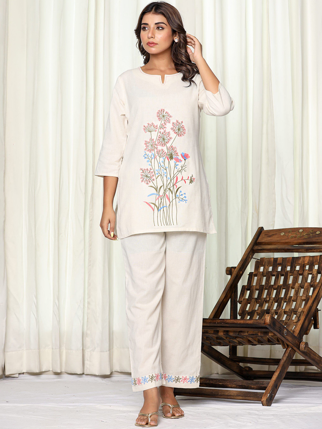 GHUMMAN SONAKSHI Embroidered Pure Cotton Round Neck Top With Trousers Co-Ords
