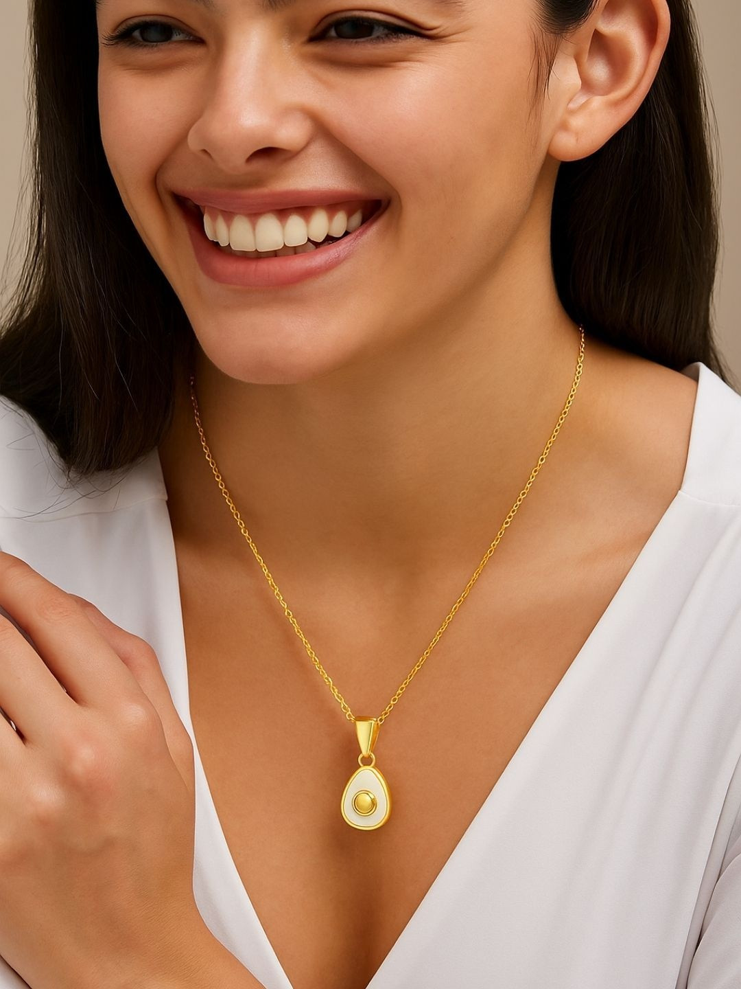 DressBerry Brass Stylish And Elegant Necklace