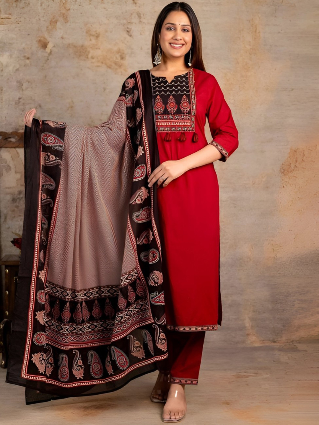 JAIPURI COLLECTION Yoke Design Thread Work Pure Cotton Kurta With Trousers & Dupatta