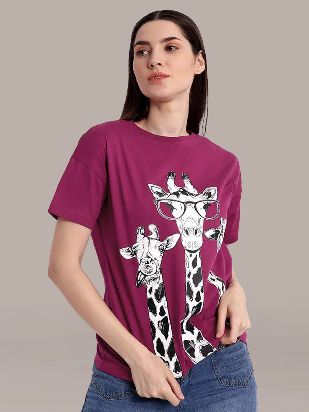 iki chic Women Magenta Printed Drop-Shoulder Sleeves Applique T-shirt