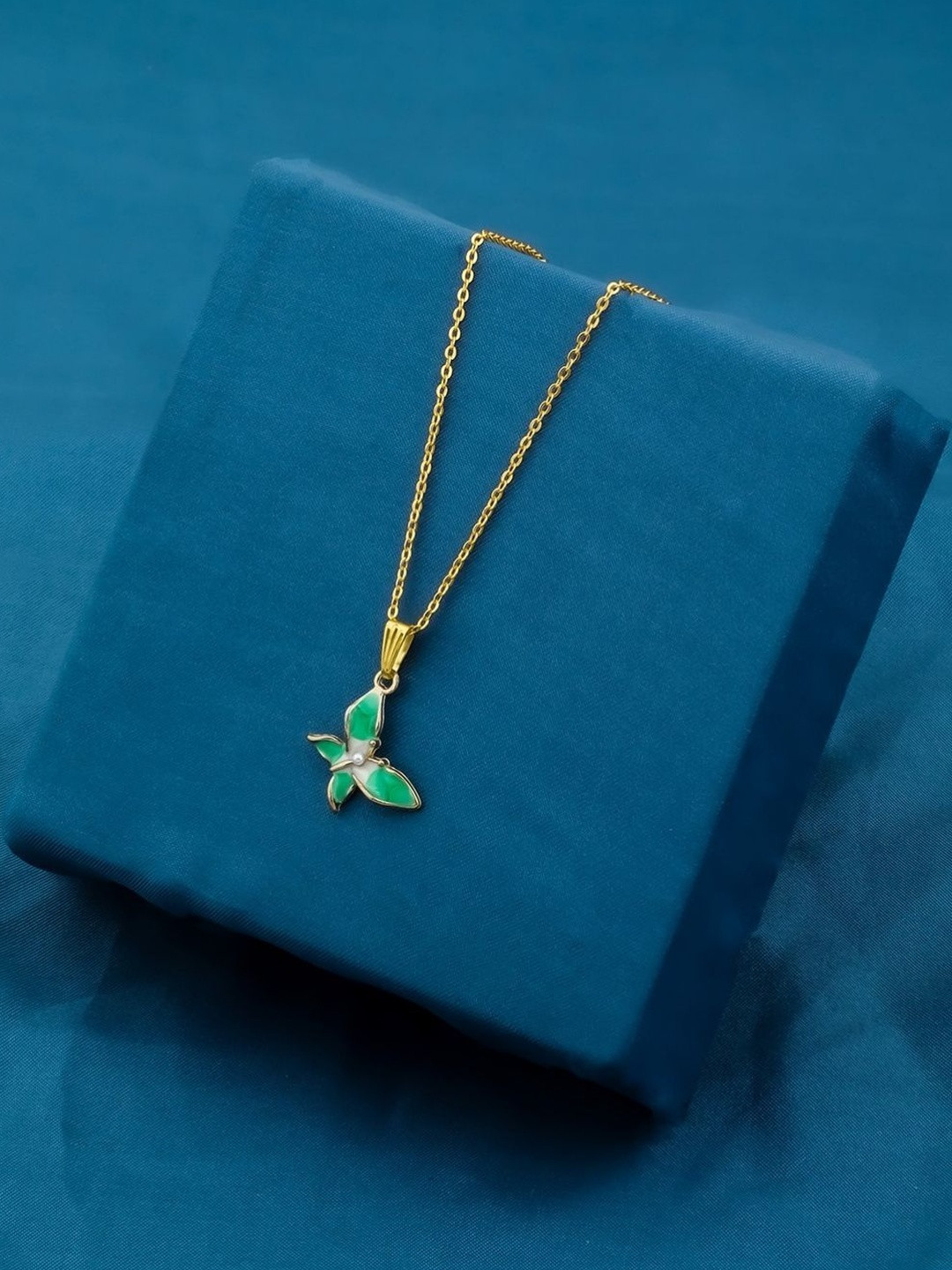 DressBerry Gold-Plated Green Butterfly Pendant & Chain