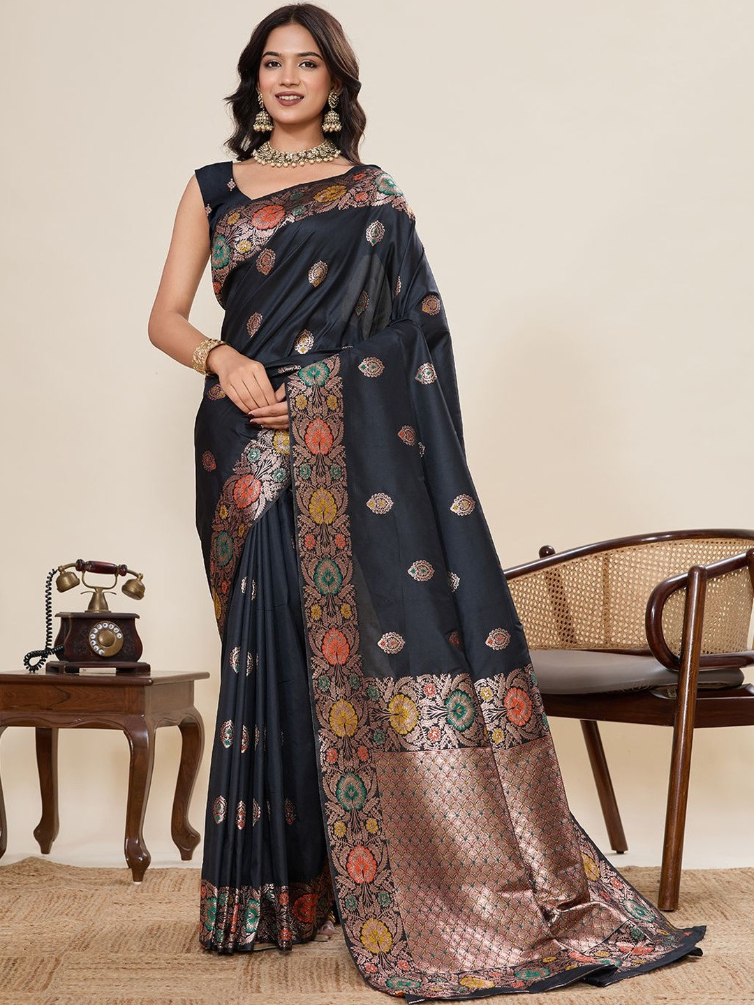 VS MALL Floral Zari Art Silk Heavy Work Paithani Saree