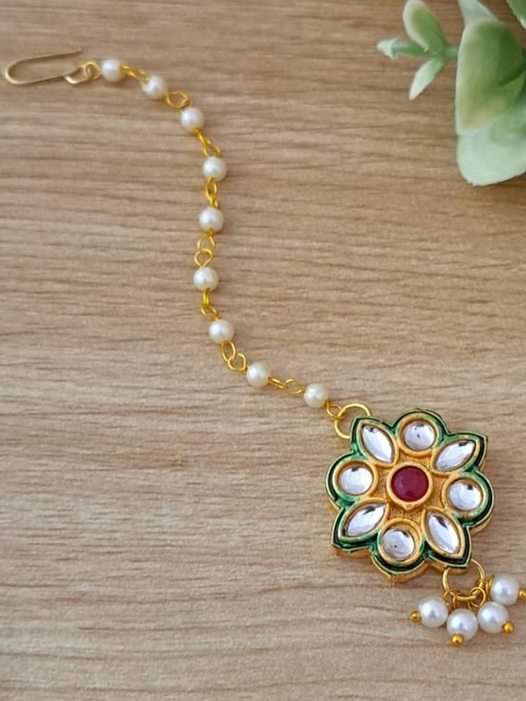 MERYCRAFT Gold-Plated Kundan and Meenakari Maangtikka