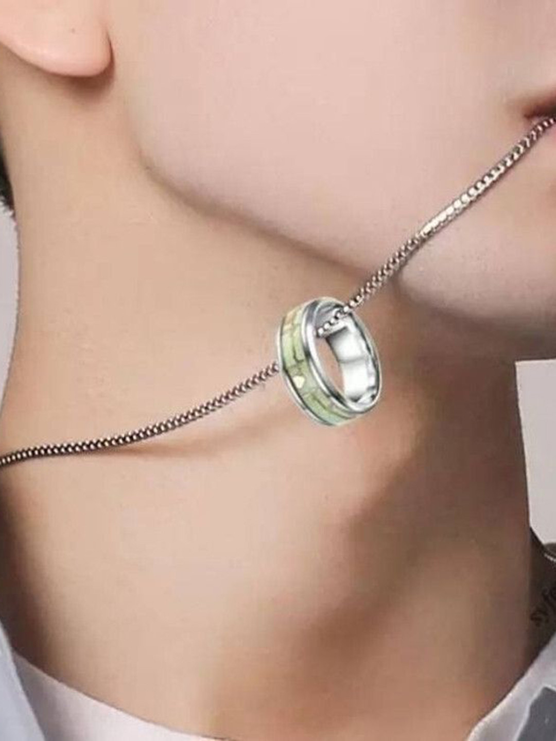 PASU FASHION Circular Ring Pendant with Chain