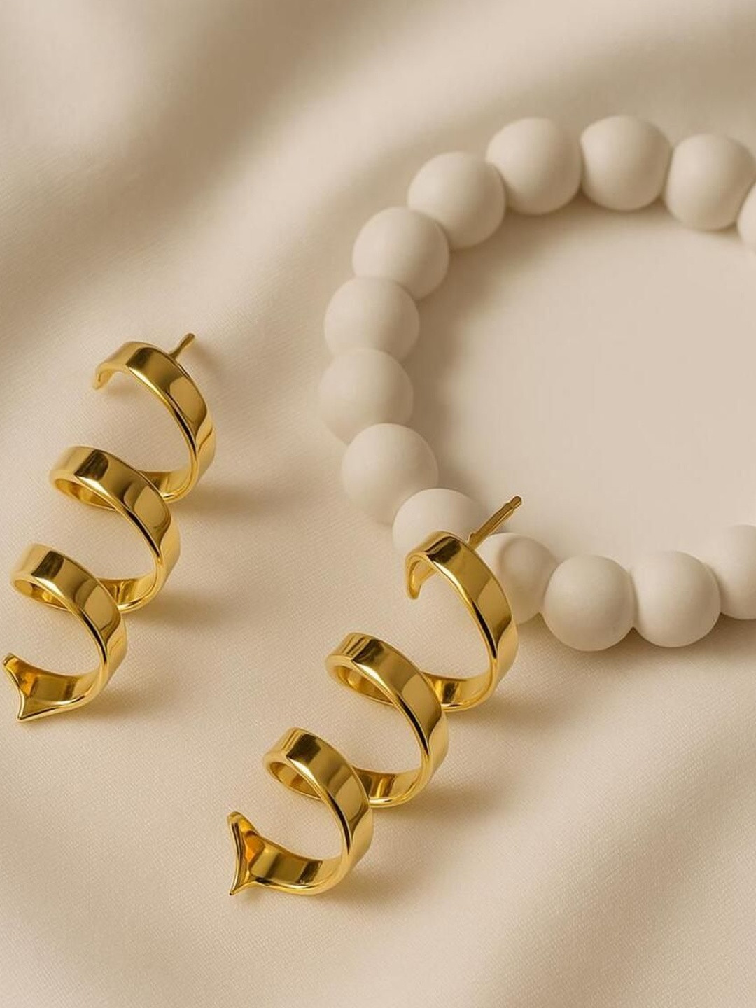 MODFUSE  Spiral Hoop Earrings