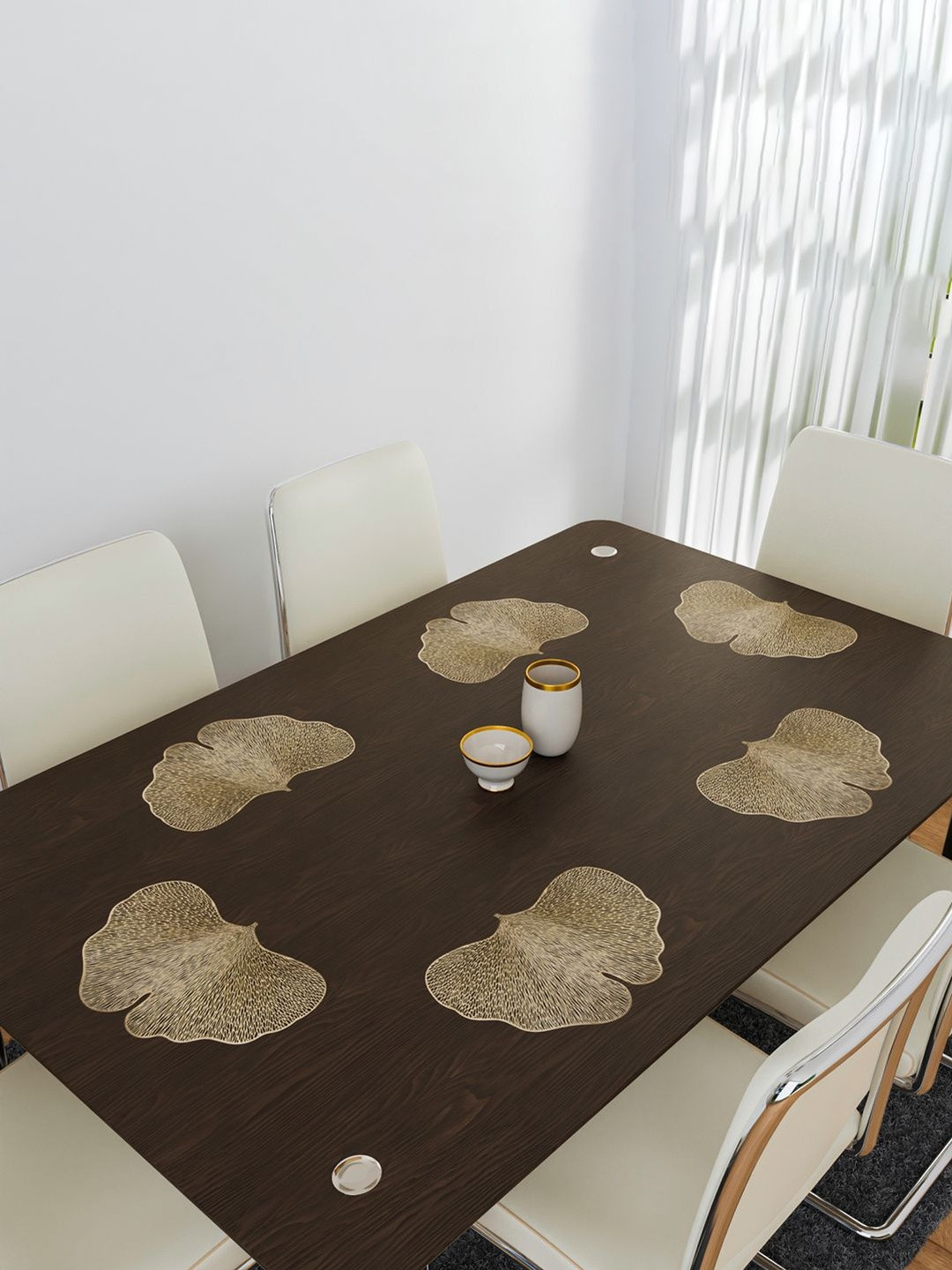 Aura Gold-Toned 4 Pieces Butterfly-Shaped Non-Slip Heat-Resistant Table Placemats