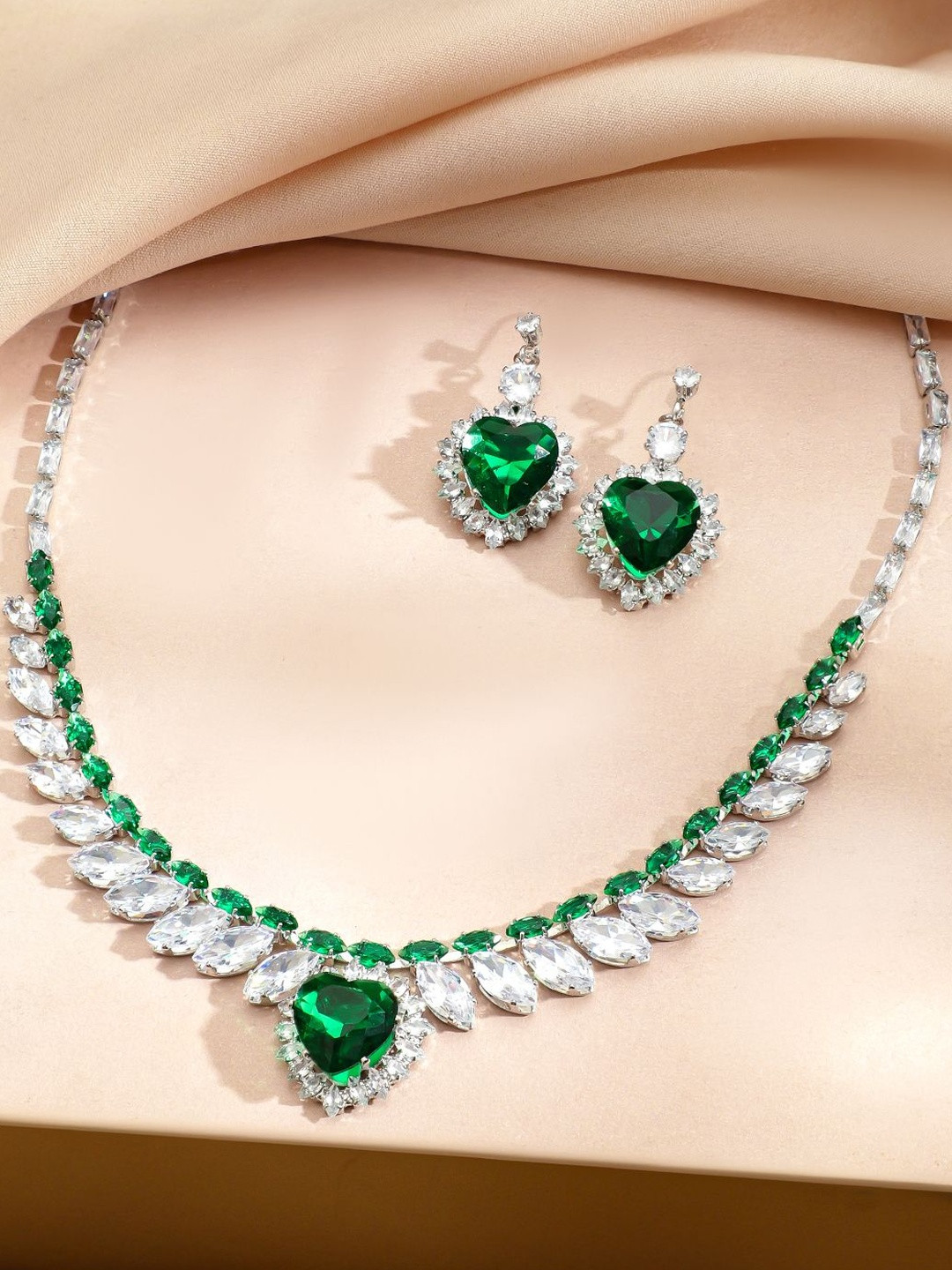 Rubans Rhodium-Plated Crystal Emerald Green & Cubic Zirconia Heart Design Necklace Set