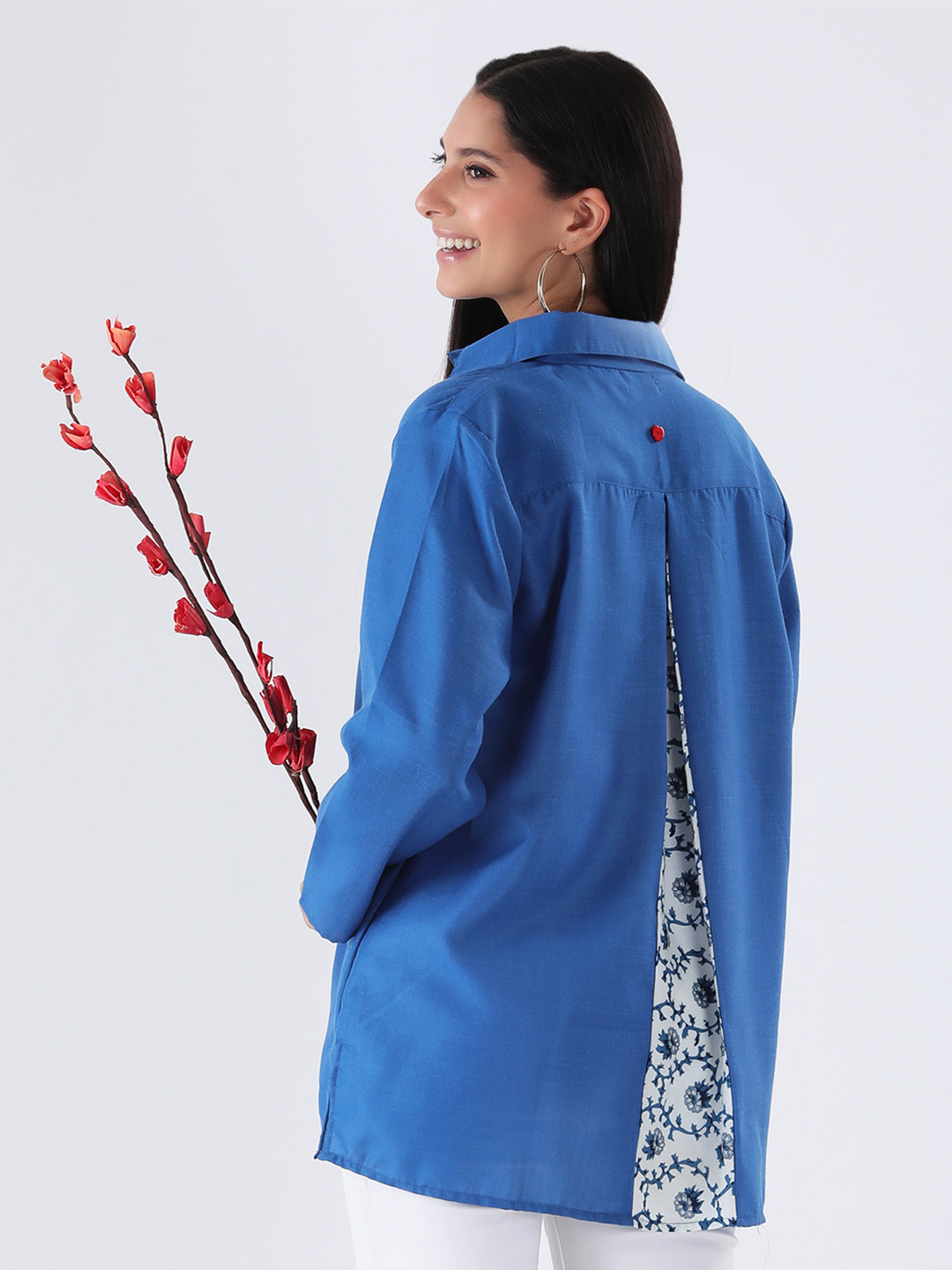 Qurvii Heather Blue Solid Half Placket Printed pleat back Cotton Shirt