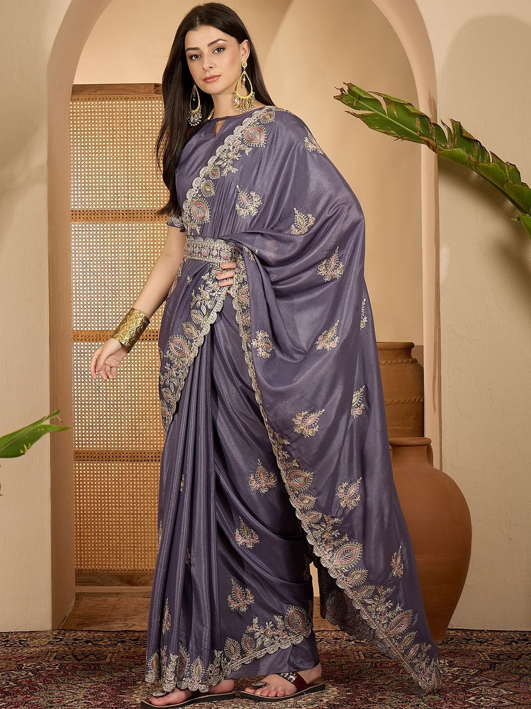 Suha Ethnic Motifs Embroidered Saree with Belt Sequence Work