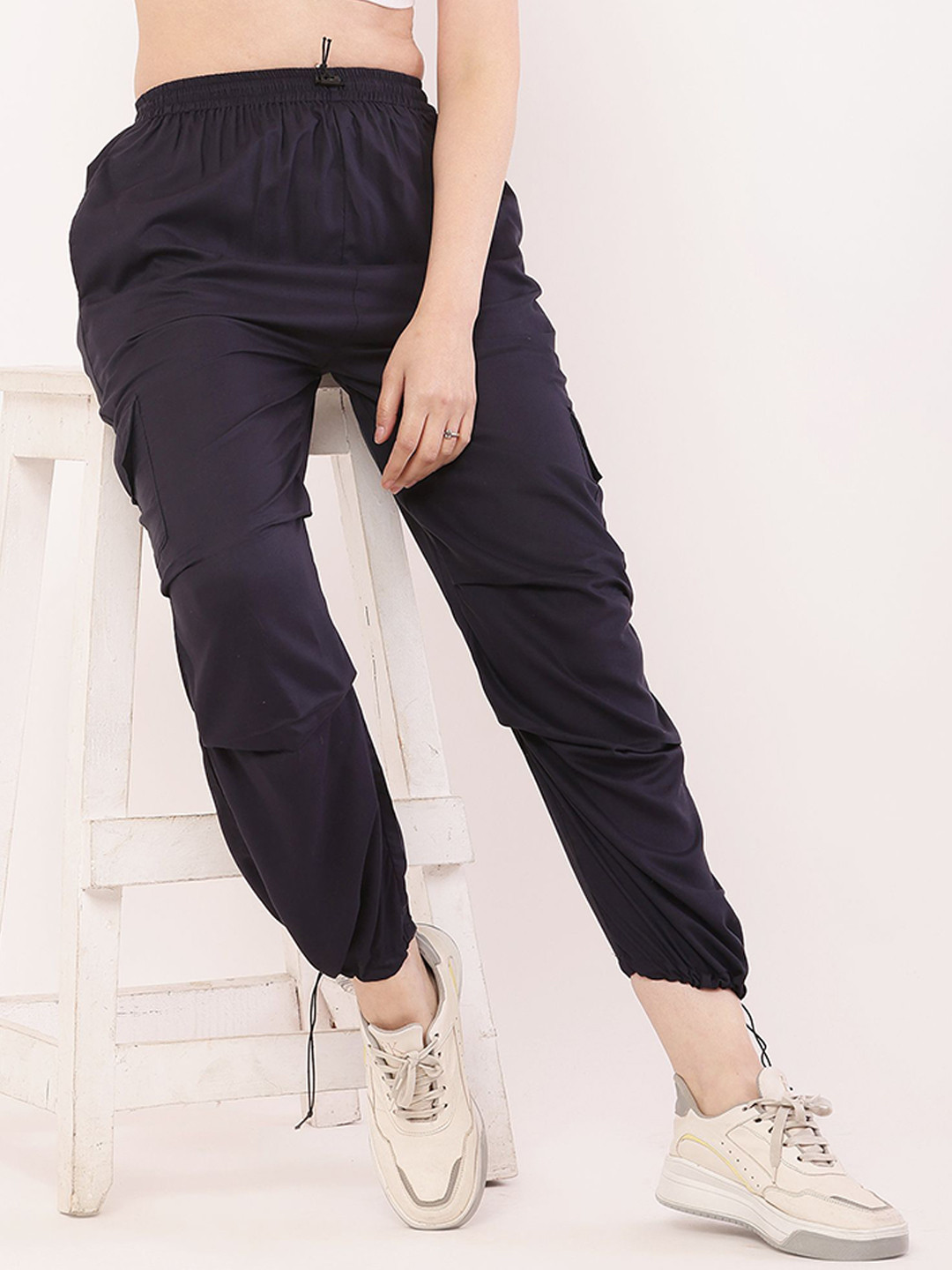 Sash Women Regular Fit Low-Rise Cargo Trousers