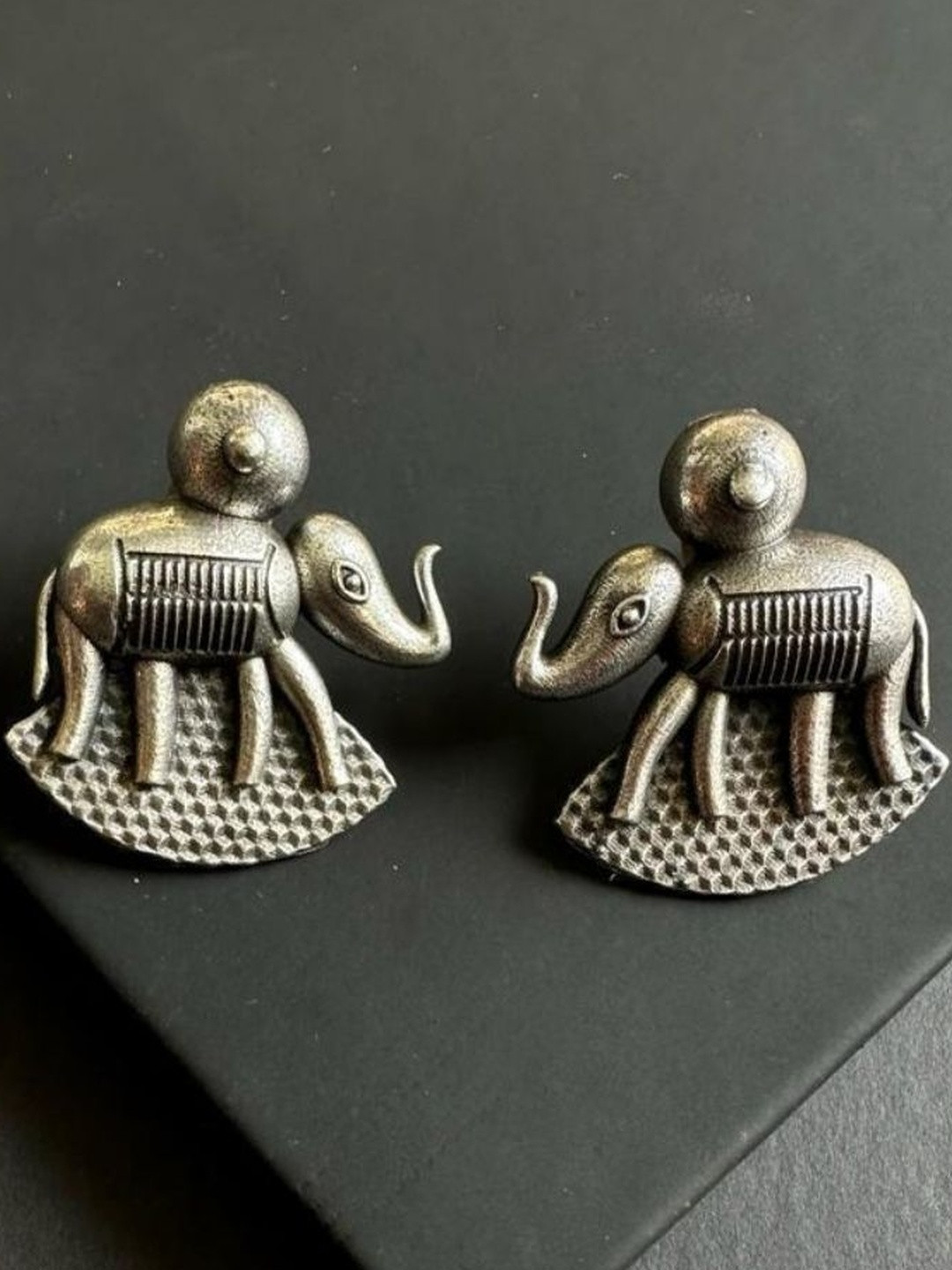 Kizzi Women Silver-Plated Elephant Shape Oxidised Drop Earrings