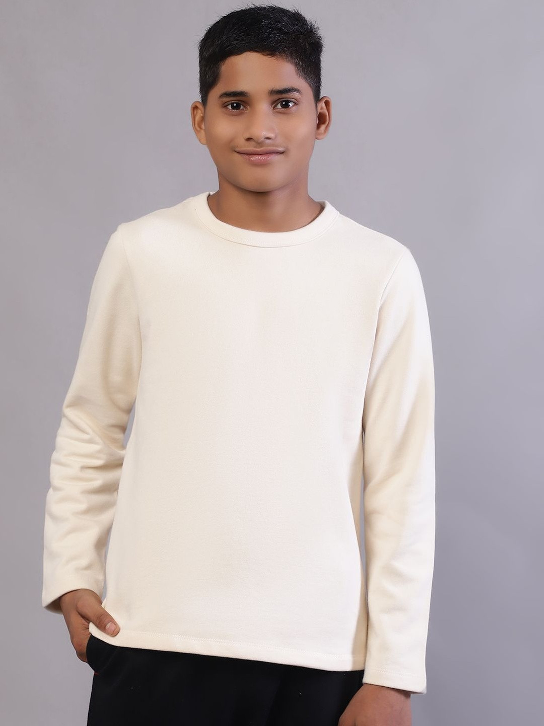 RUTE KIDS Boys Cream Solid Long Sleeves Sweatshirt