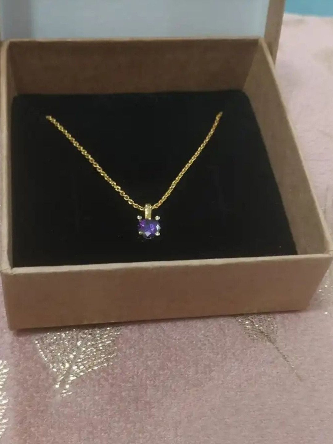 Ruchi trading company Gold-Plated Artificial Stones Studded Circular Pendant With Chain