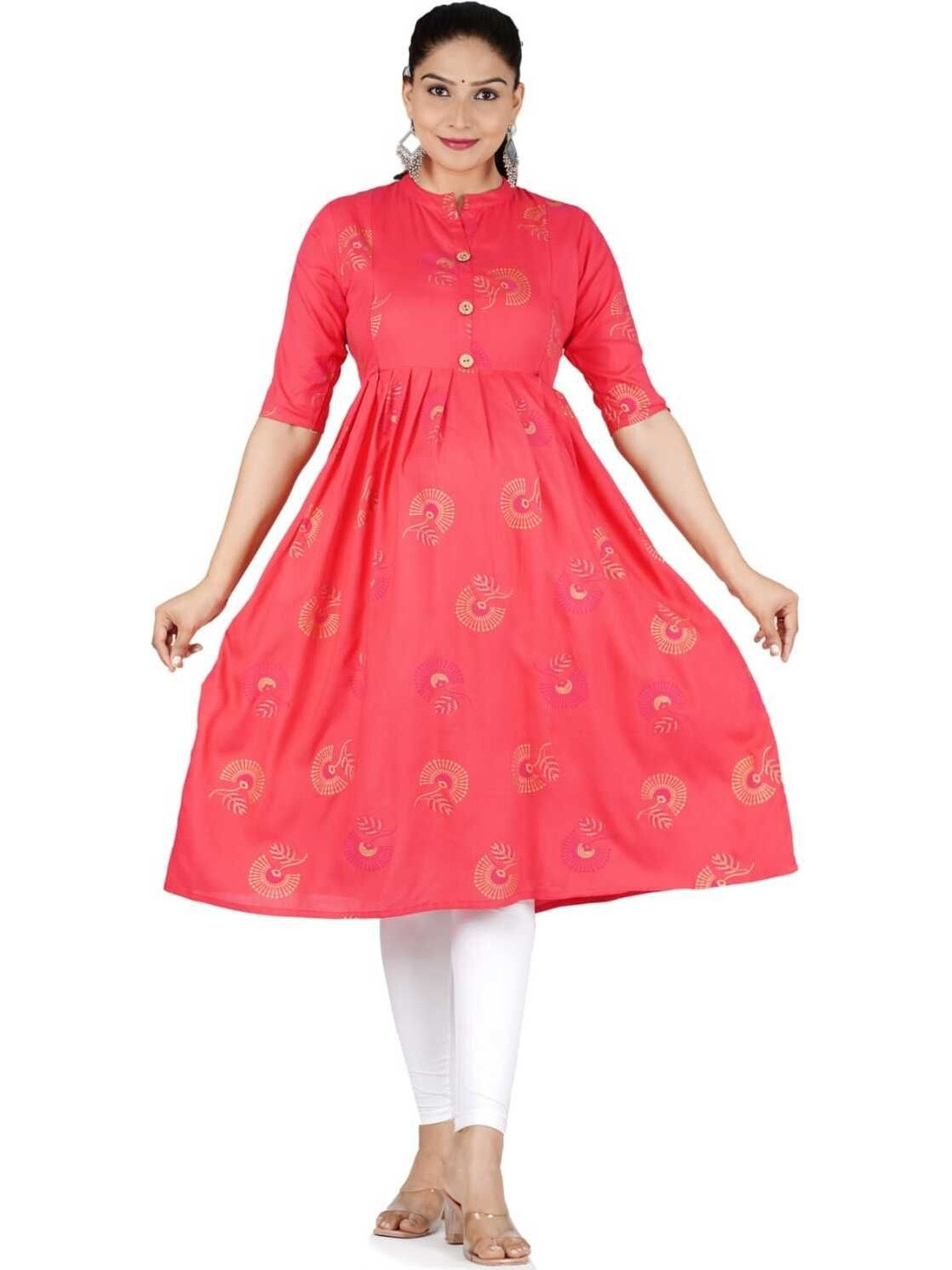 Alluring Women Pink Viscose Rayon Cotton Floral Printed Kurta